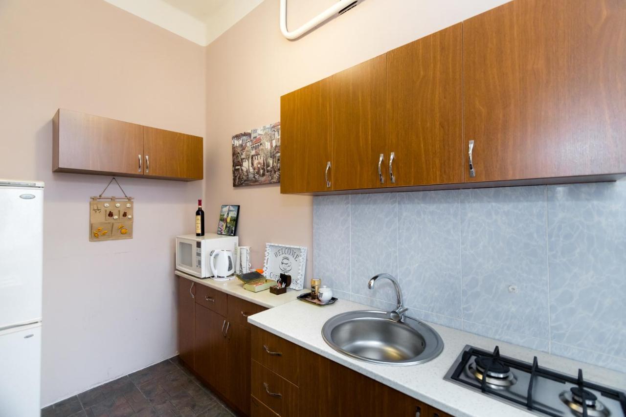 Apartment Gallery Rustaveli 1 Tbilisi Bagian luar foto
